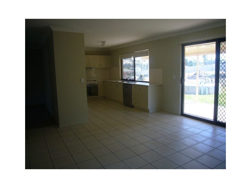 Gleneagle QLD 4285