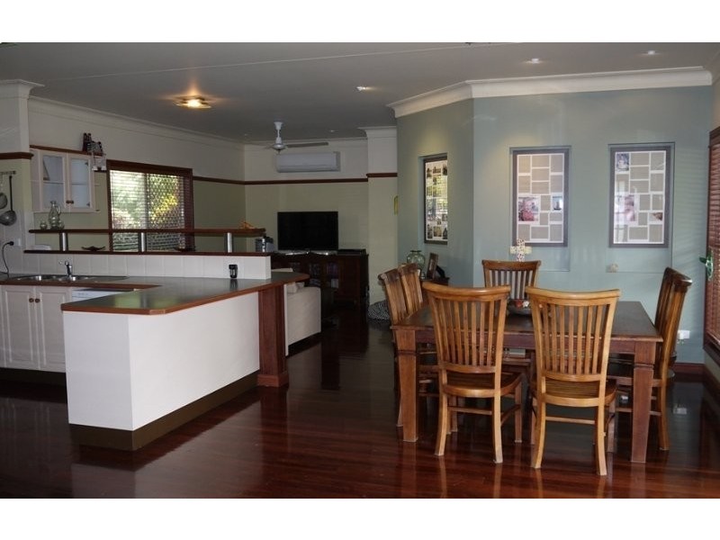 10 Lakeside court Court, Beaudesert QLD 4285