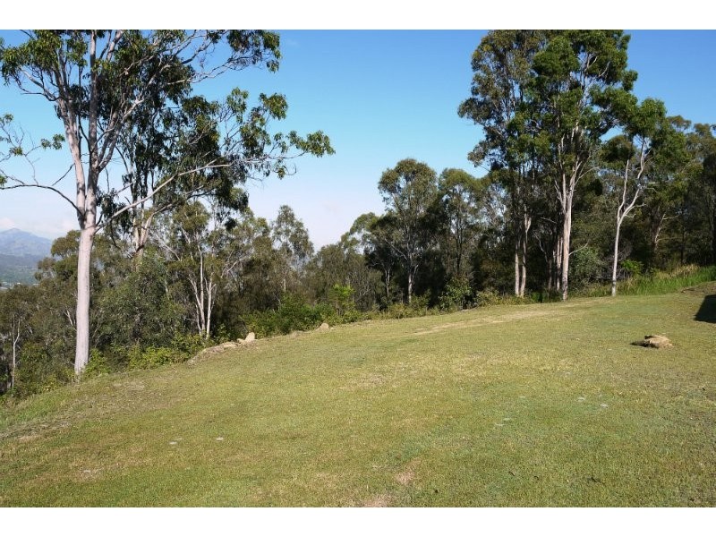 46 Brooks Drive, Kooralbyn QLD 4285