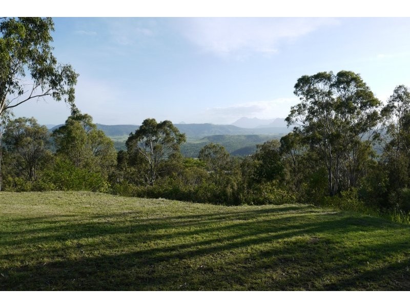 46 Brooks Drive, Kooralbyn QLD 4285