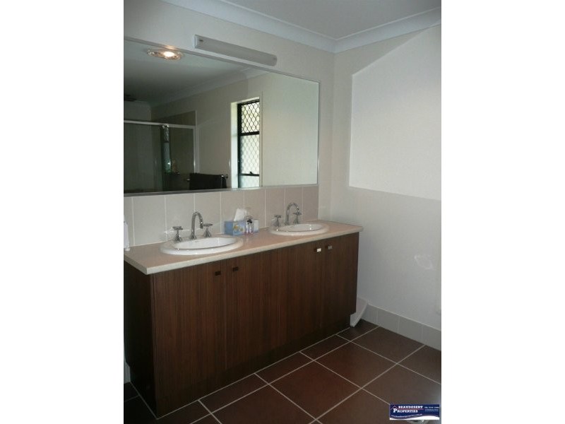7 Indigo Place, Gleneagle QLD 4285