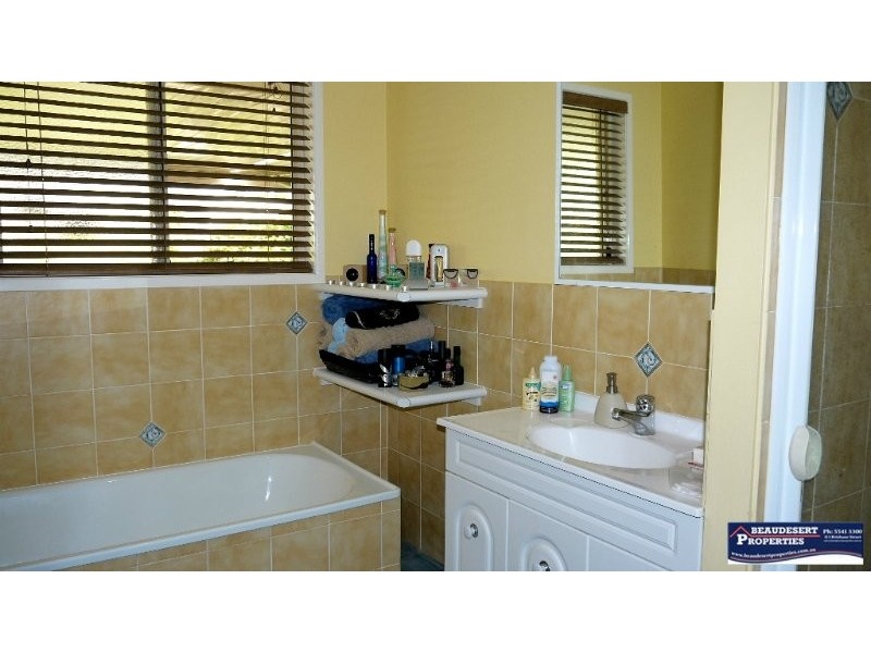 22 Shamrock Drive, Gleneagle QLD 4285