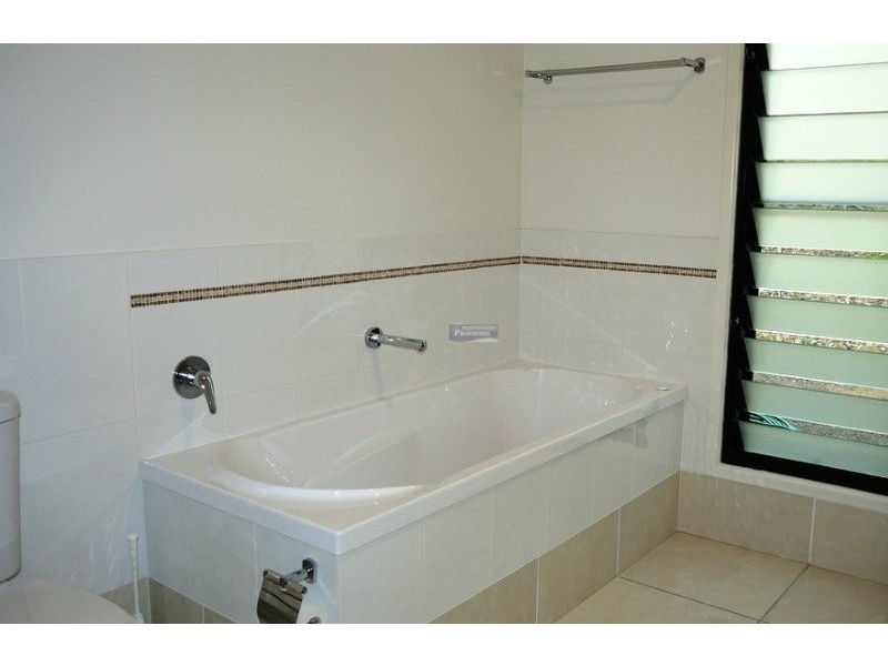 Kooralbyn QLD 4285