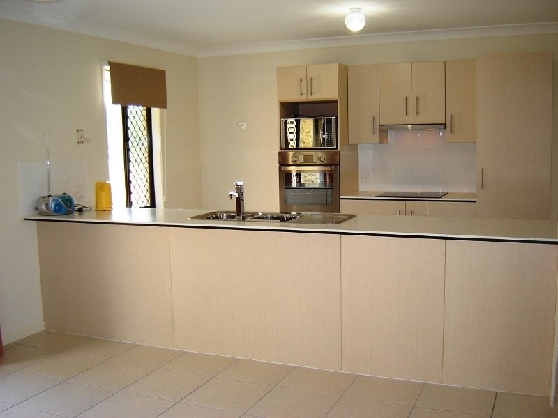 Kooralbyn QLD 4285