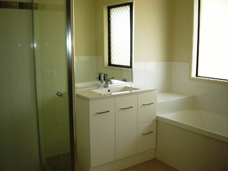 Kooralbyn QLD 4285