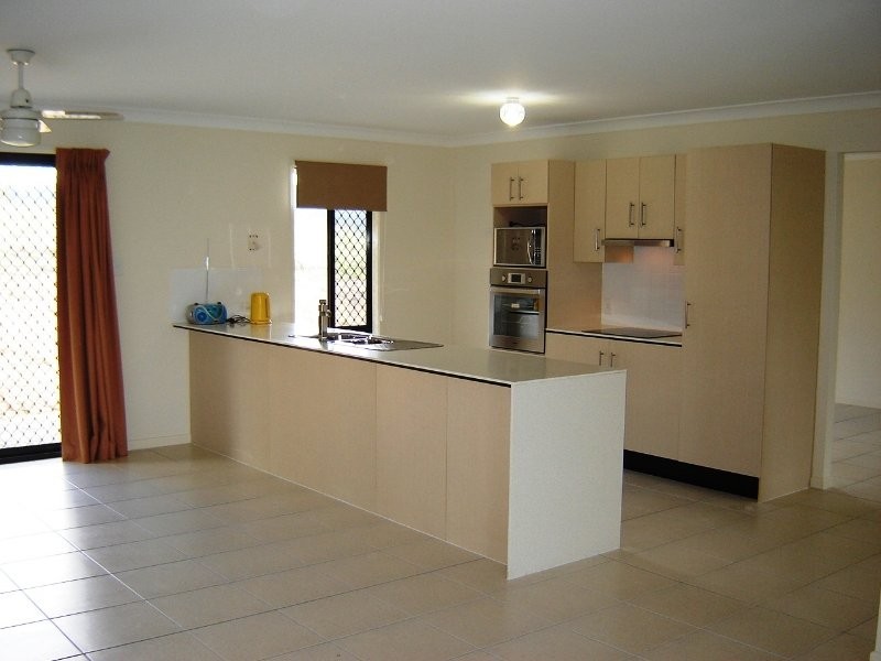 Kooralbyn QLD 4285