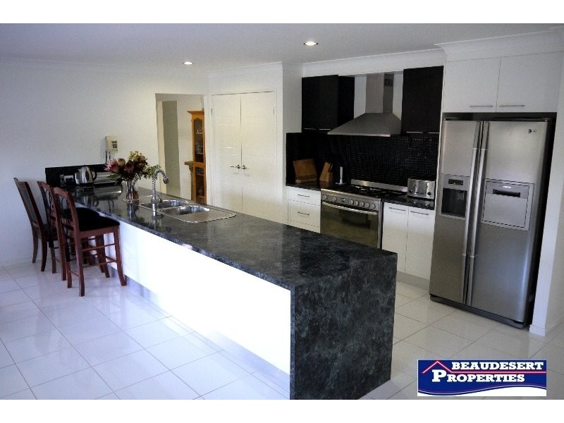 Kooralbyn QLD 4285