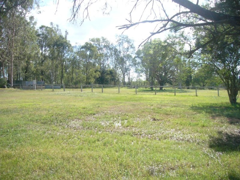 Woodhill QLD 4285