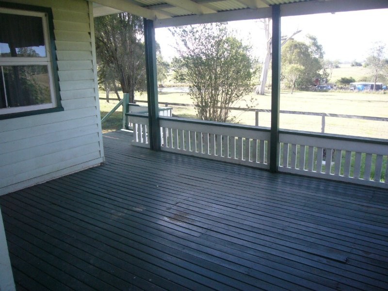 Woodhill QLD 4285