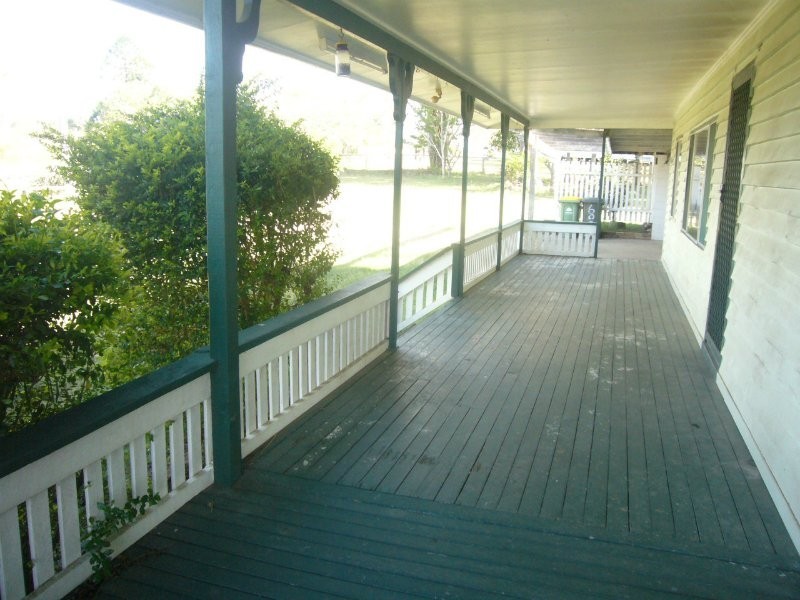 Woodhill QLD 4285