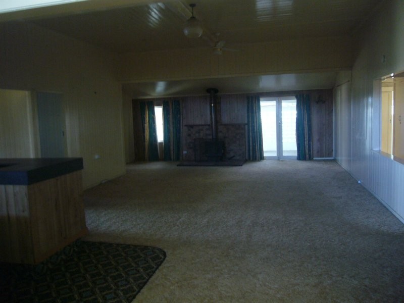 Woodhill QLD 4285