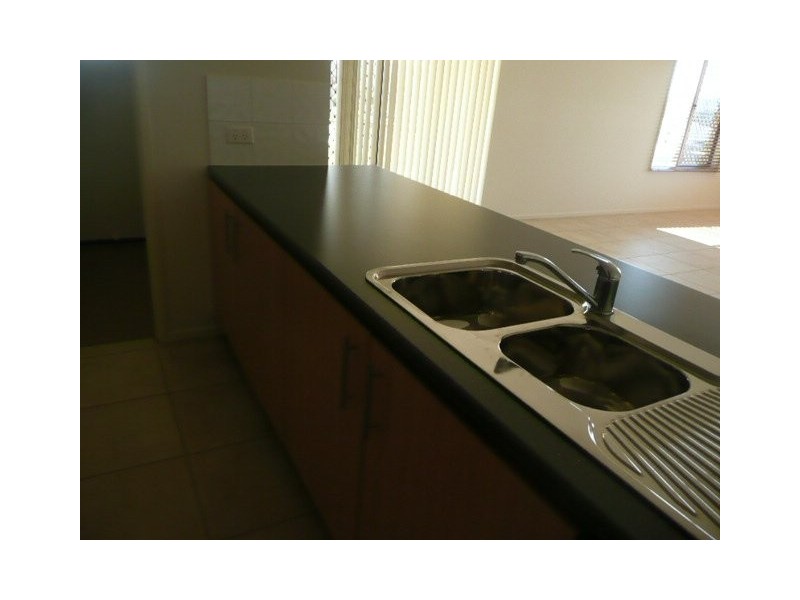 Gleneagle QLD 4285