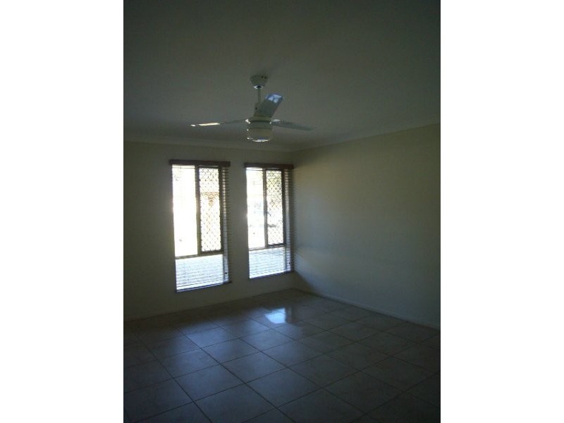Gleneagle QLD 4285
