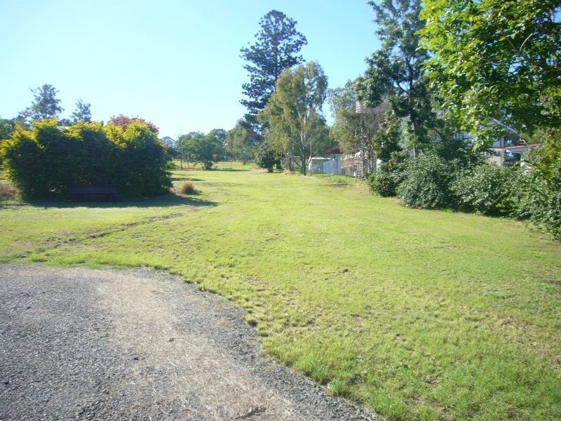 Woodhill QLD 4285