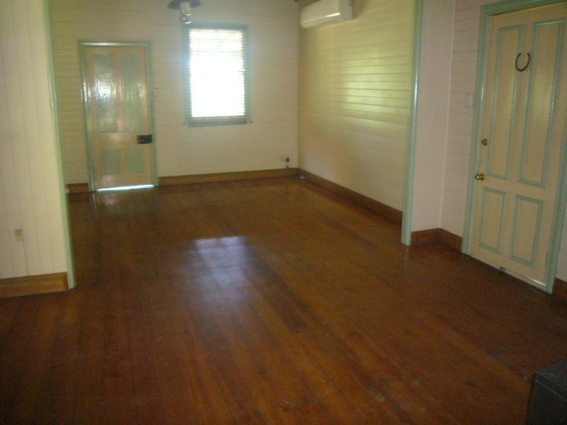 Woodhill QLD 4285