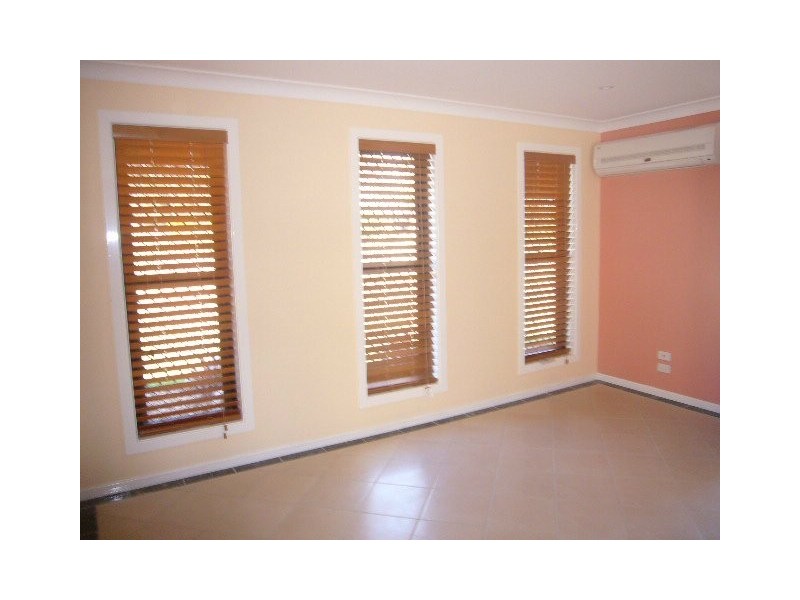 Gleneagle QLD 4285