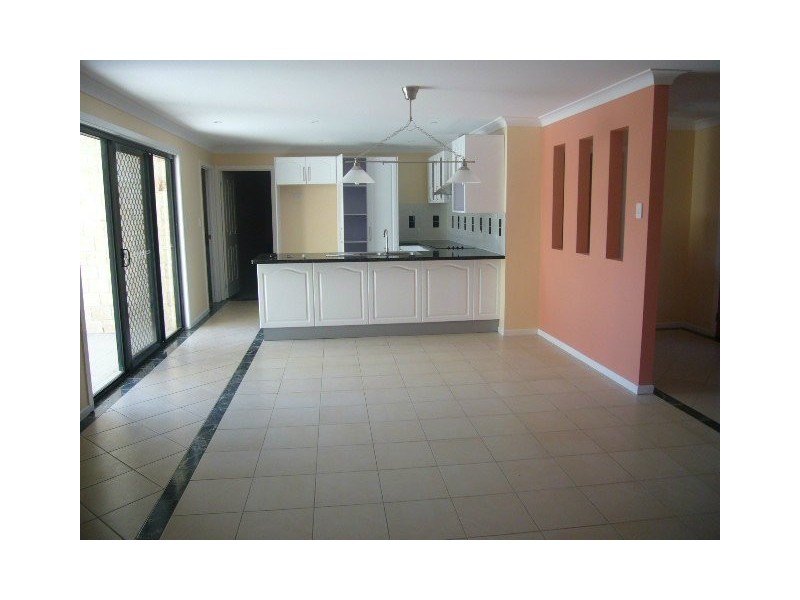 Gleneagle QLD 4285