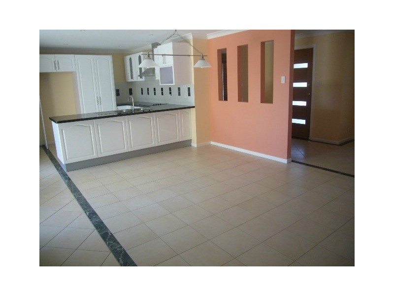Gleneagle QLD 4285