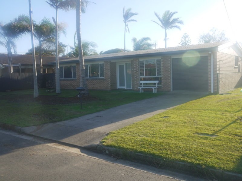 4 Arunta Street, Buddina QLD 4575