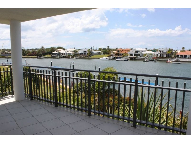 35/57 Grand Parade, Kawana Island QLD 4575