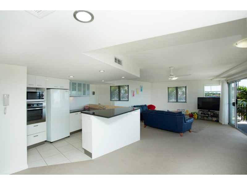 35/57 Grand Parade, Kawana Island QLD 4575
