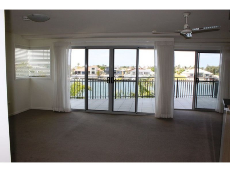 35/57 Grand Parade, Kawana Island QLD 4575