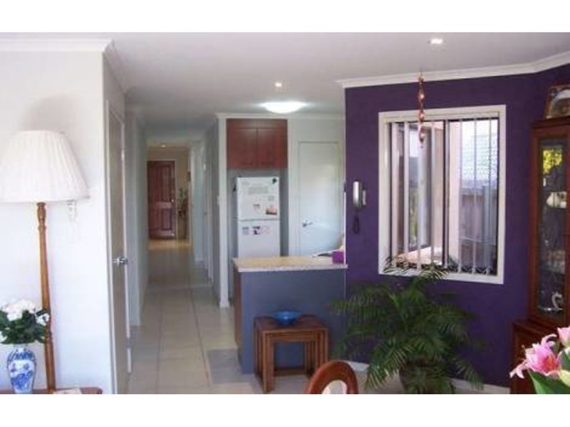 2/4 Solomon Court, Parrearra QLD 4575