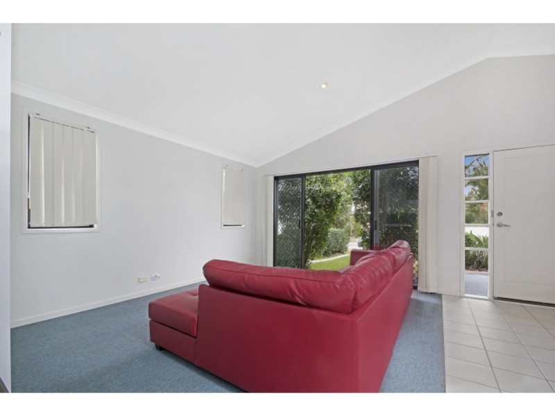 11 Antilles Street, Kawana Island QLD 4575