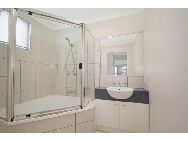 11 Antilles Street, Kawana Island QLD 4575