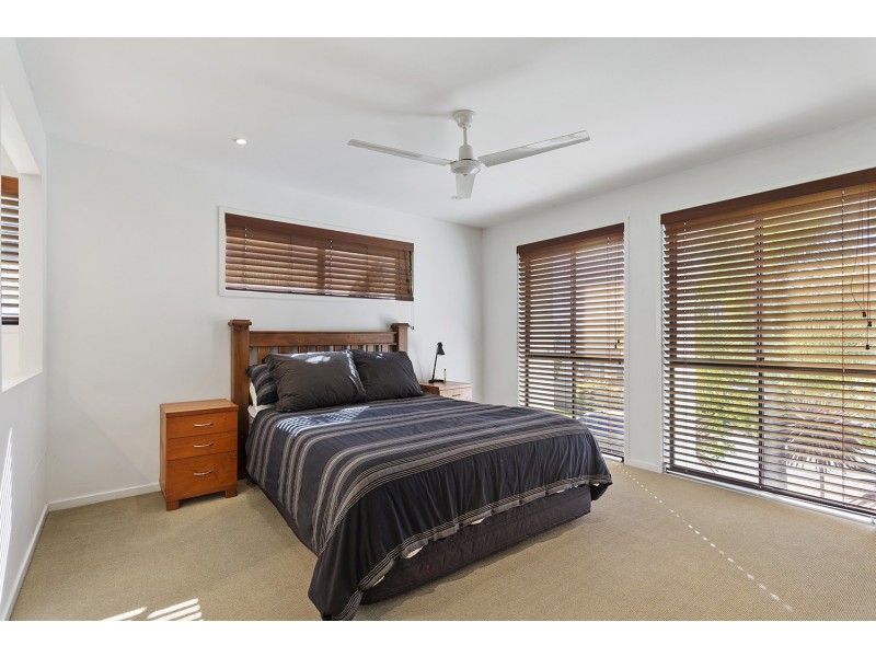 14 Zante Lane, Kawana Island QLD 4575