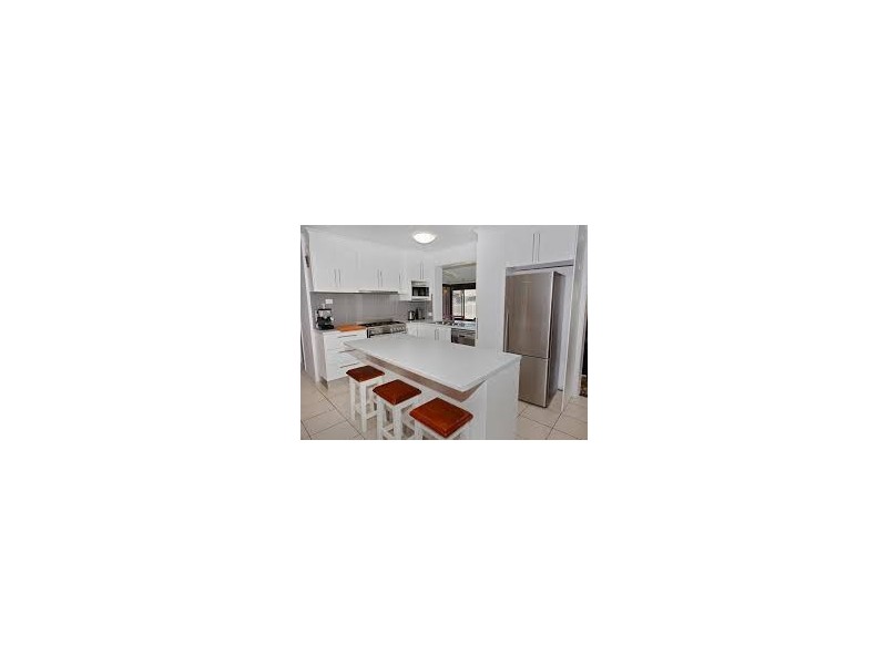 2 Uringa Street, Warana QLD 4575