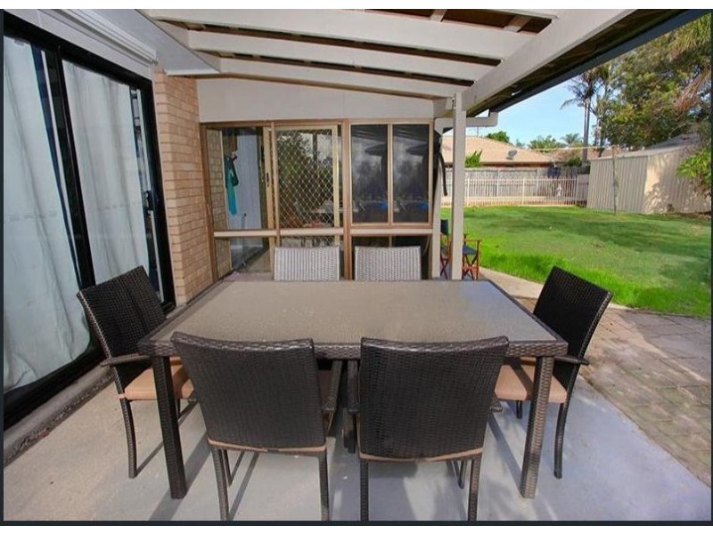 2 Uringa Street, Warana QLD 4575