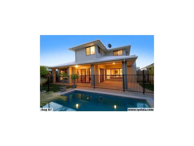 10 Easter Street, Kawana Island QLD 4575