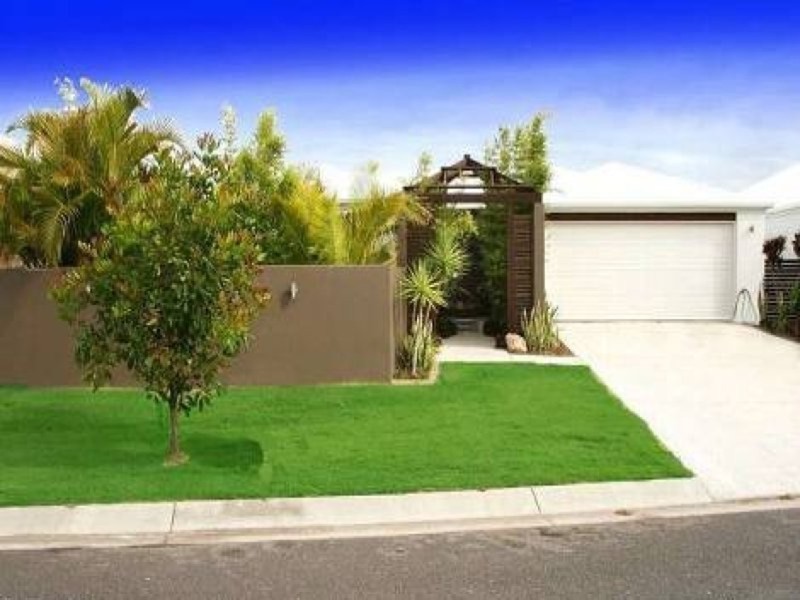 11 Abaco Street, Kawana Island QLD 4575