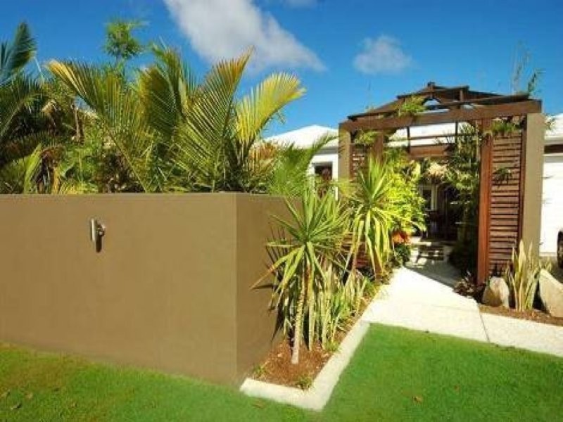 11 Abaco Street, Kawana Island QLD 4575