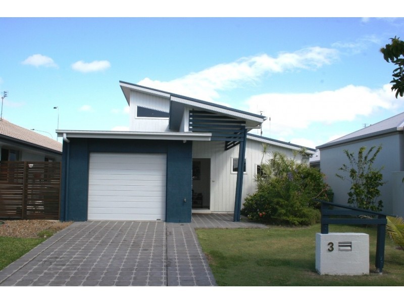 3 Barbuda Circuit, Kawana Island QLD 4575