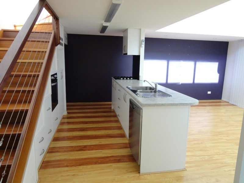 3 Barbuda Circuit, Kawana Island QLD 4575