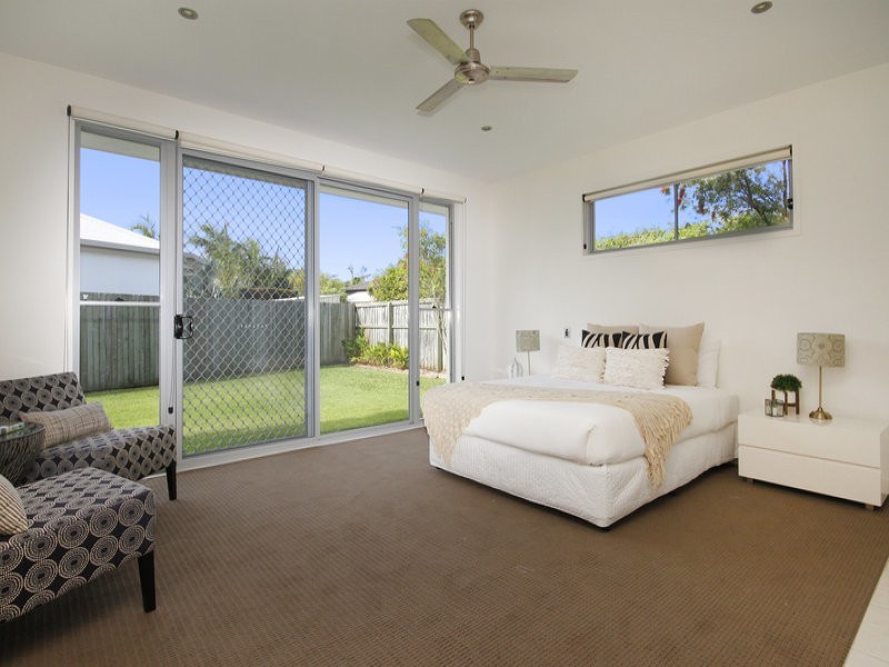 39 Tarawa Street, Kawana Island QLD 4575