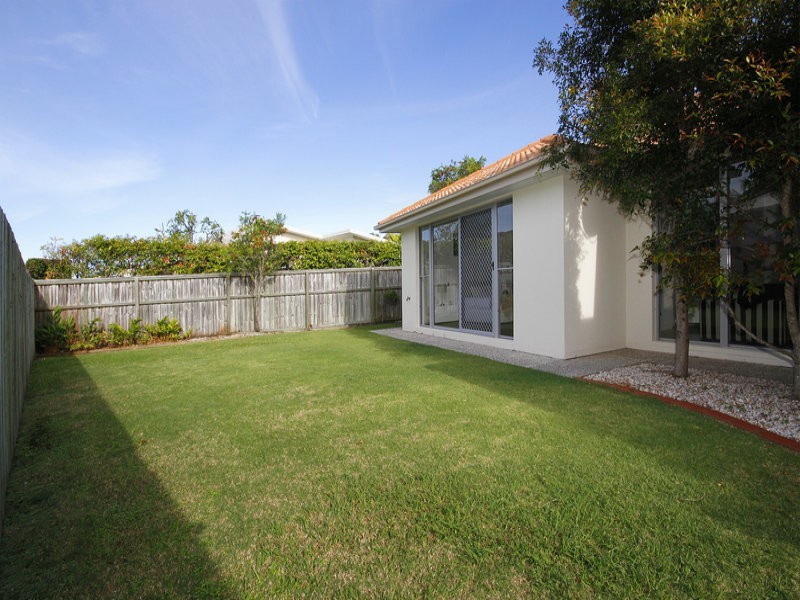 39 Tarawa Street, Kawana Island QLD 4575