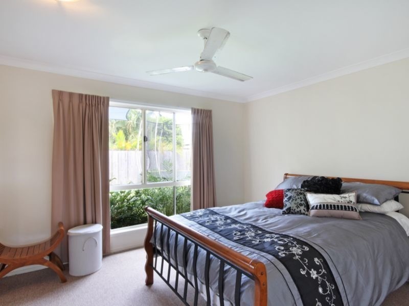 4 Saba place, Parrearra QLD 4575