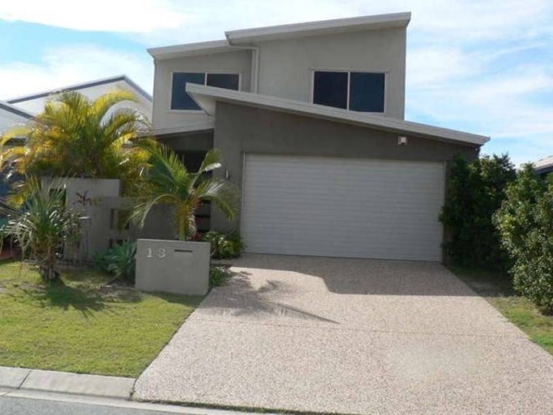 13 Komodo Court, Kawana Island QLD 4575
