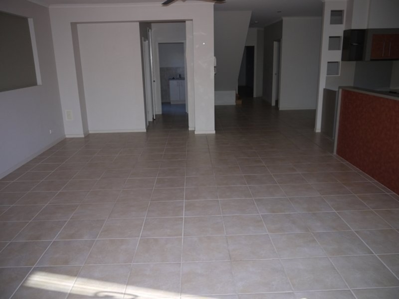 13 Komodo Court, Kawana Island QLD 4575