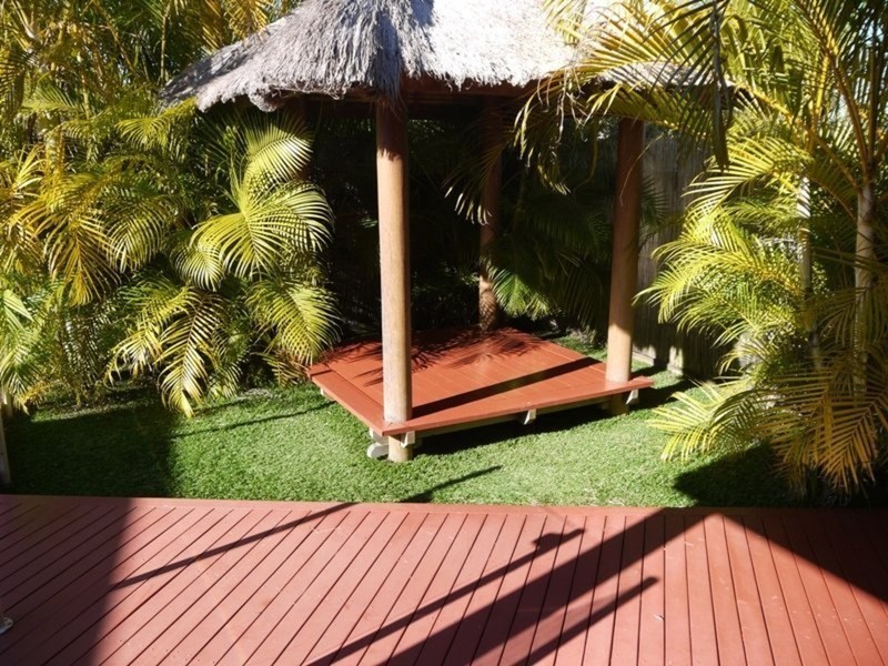 13 Komodo Court, Kawana Island QLD 4575