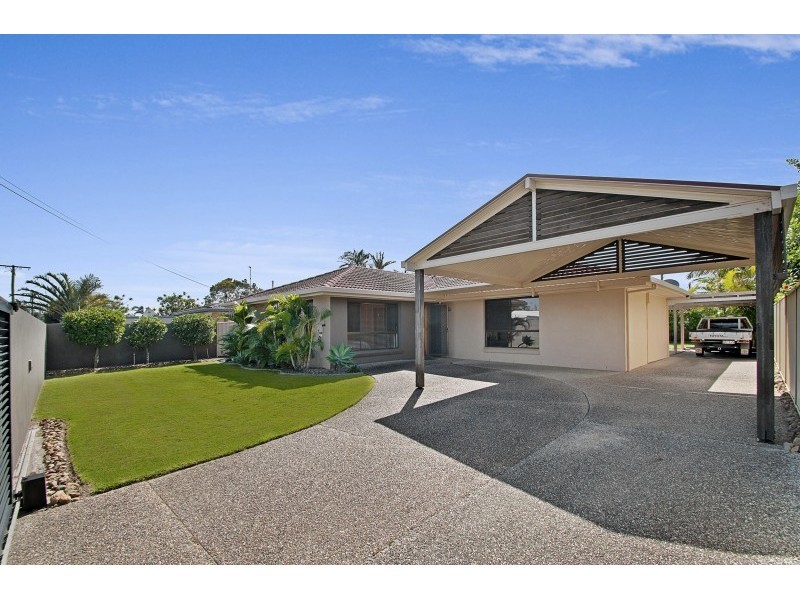 7 Napalle Street, Warana QLD 4575