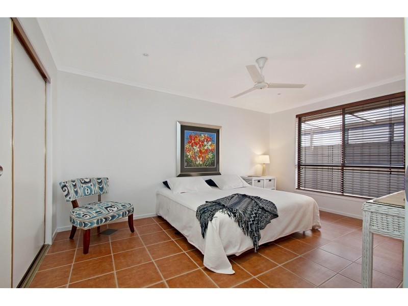 7 Napalle Street, Warana QLD 4575