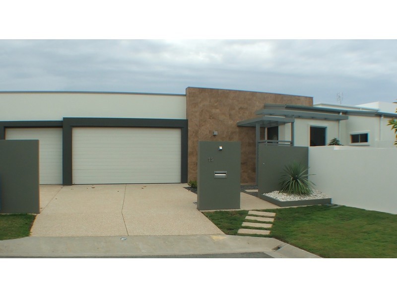 15 Tortola Place, Kawana Island QLD 4575