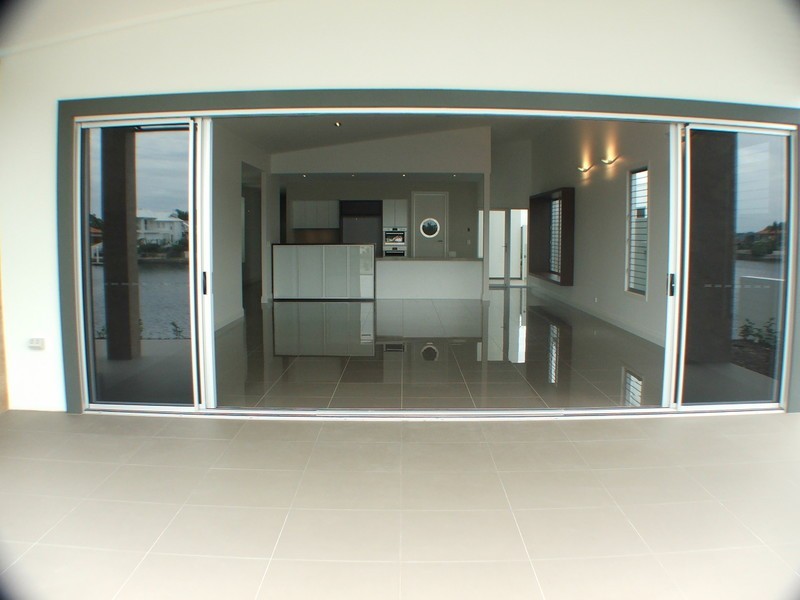 15 Tortola Place, Kawana Island QLD 4575