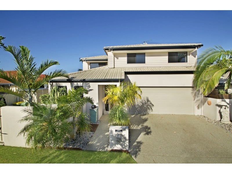 1/1 Flores Street, Kawana Island QLD 4575