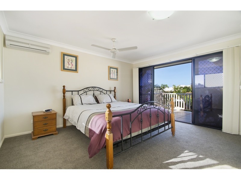 1/1 Flores Street, Kawana Island QLD 4575