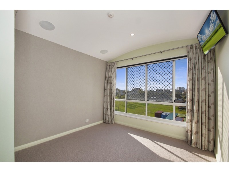 449/180 Alexandra Parade, Alexandra Headland QLD 4572